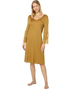 Hanro Lilova Lace And Modal 3/4 Sleeve Gown